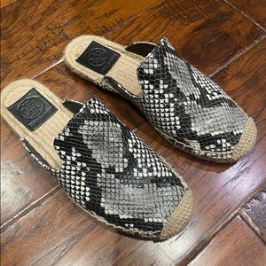 Tory Burch Espadrilles Size 5 LIKE NEW